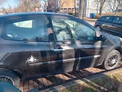 Schwarz Gebraucht 2009 Renault Clio II Expression Limousine | 1.950 € (Guter Preis)