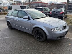 Silber Gebraucht 2003 Audi A4 Sport Kombi | 2.290 € (Fairer Preis)