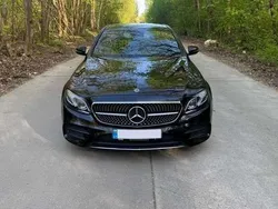 Schwarz Gebraucht 2017 Mercedes E220 AMG line Limousine | 22.000 € (Fairer Preis)