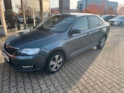 Grau Gebraucht 2019 Skoda Rapid Ambition Limousine | 10.440 € (Etwas zu teuer)