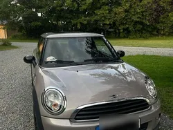 Grau Gebraucht 2012 Mini ONE Kleinwagen | 8.900 €