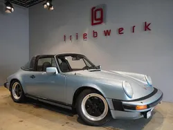 Blau Gebraucht 1982 Porsche 911SC Cabrio | 54.941 €