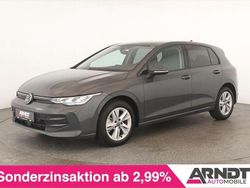 Delfingrau Gebraucht 2024 VW Golf VIII Life Limousine | 27.284 € (Guter Preis)