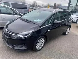 Schwarz (onyx schwarz) Gebraucht 2017 Opel Zafira Tourer Business Innovation Van / Kleinbus | 10.900 € (Fairer Preis)