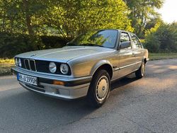 Silber Gebraucht 1990 BMW 316 Limousine | 19.500 €