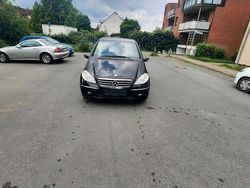 Schwarz Gebraucht 2004 Mercedes A180 Avantgarde Kleinwagen | 2.300 € (Fairer Preis)