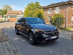 Grau Gebraucht 2024 Mercedes EQC400 AMG SUV | 44.000 € (Guter Preis)