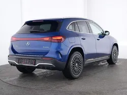 Blau Gebraucht 2023 Mercedes EQA350 AMG SUV | 39.840 € (Fairer Preis)
