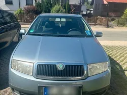 Silber Gebraucht 2004 Skoda Fabia Kleinwagen | 1.300 € (Guter Preis)