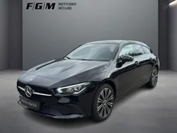 Nachtschwarz Gebraucht 2022 Mercedes CLA250e Shooting Brake Progressive Kombi | 29.290 € (Fairer Preis)