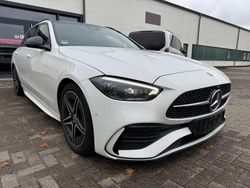 Weiß Gebraucht 2022 Mercedes 200 AMG Limousine | 23.500 € (Fairer Preis)