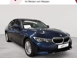 Phytonicblau metallic Gebraucht 2022 BMW 320 Sport Line Limousine | 30.189 € (Guter Preis)