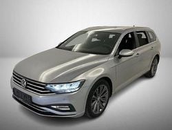 Silber Gebraucht 2022 VW Passat Business Kombi | 19.999 € (Guter Preis)