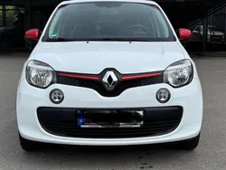 Weiß Gebraucht 2018 Renault Twingo LIMITED Kleinwagen | 7.000 € (Guter Preis)