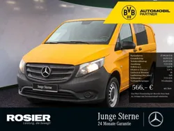Gelb Gebraucht 2021 Mercedes Vito Van / Kleinbus | 37.990 € (Guter Preis)