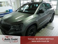 Graphite grau Gebraucht 2022 Skoda Karoq SportLine SUV | 31.890 € (Guter Preis)