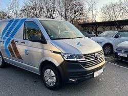 Reflexsilber metallic Gebraucht 2021 VW Transporter Van | 25.700 €