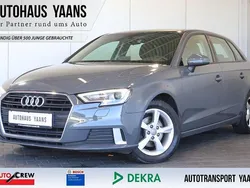 Grau Gebraucht 2017 Audi A3 Sportback Sport Limousine | 13.489 € (Superpreis)