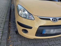 Gelb Gebraucht 2010 Hyundai i10 Kleinwagen | 2.750 € (Fairer Preis)