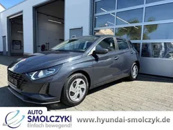 Grau Neu 2025 Hyundai i20 Select Limousine | 19.690 € (Fairer Preis)