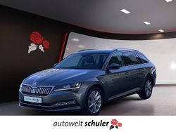 Graphitegrau metallic Gebraucht 2022 Skoda Superb Style Kombi | 27.549 € (Fairer Preis)