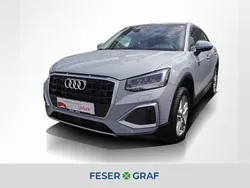 Pfeilgrauperleffekt Gebraucht 2023 Audi Q2 Ambiente SUV | 28.740 € (Guter Preis)