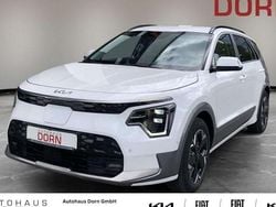 Weiß Gebraucht 2023 Kia Niro Inspiration SUV | 28.990 € (Guter Preis)