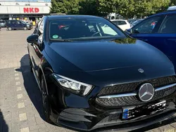 Schwarz Gebraucht 2020 Mercedes A250 AMG line Limousine | 24.000 € (Fairer Preis)