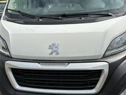 Weiß Gebraucht 2018 Peugeot Boxer Van | 12.000 €