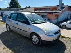 Silber Gebraucht 2002 Ford Fiesta Ambiente Kleinwagen | 1.790 € (Fairer Preis)