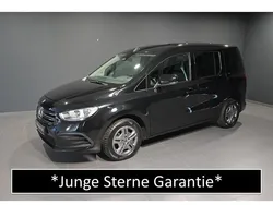 Loparitschwarz metallic Gebraucht 2024 Mercedes T180 Style Van / Kleinbus | 24.870 € (Fairer Preis)