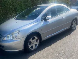 Silber Gebraucht 2004 Peugeot 307 CC Cabrio | 1.999 € (Guter Preis)