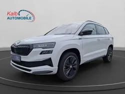 Moonweiß perleffekt metallic Neu 2024 Skoda Karoq SportLine SUV | 36.999 € (Teuer)