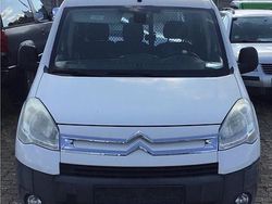 Weiß Gebraucht 2013 Citroën Berlingo Van / Kleinbus | 3.800 € (Fairer Preis)