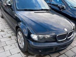 Schwarz Gebraucht 2004 BMW 320 Kombi | 600 € (Guter Preis)