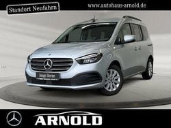 Helvinsilber Gebraucht 2024 Mercedes 180 Progressive Limousine | 27.450 € (Superpreis)