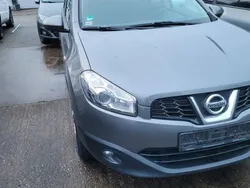 Grau Gebraucht 2013 Nissan Qashqai 360º SUV | 6.750 € (Fairer Preis)