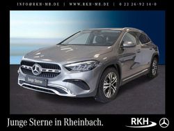 Rot Gebraucht 2025 Mercedes GLA200 Progressive SUV | 44.980 € (Etwas zu teuer)