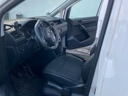 Weiß Gebraucht 2017 VW Caddy Van / Kleinbus | 10.999 € (Superpreis)