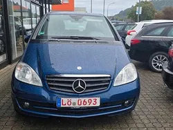 Blau Gebraucht 2010 Mercedes A160 Limousine | 2.900 € (Guter Preis)