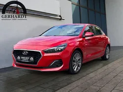 Rot Gebraucht 2020 Hyundai i30 Style Limousine | 14.980 € (Fairer Preis)
