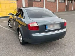 Blau Gebraucht 2001 Audi A4 S-Line Limousine | 2.500 € (Fairer Preis)