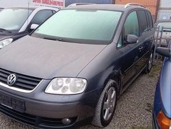 Grau Gebraucht 2006 VW Touran Highline Van / Kleinbus | 999 € (Superpreis)