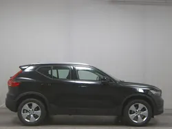Schwarz Gebraucht 2021 Volvo XC40 Momentum SUV | 20.780 € (Fairer Preis)