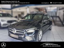Kosmosschwarz (metallic) Gebraucht 2020 Mercedes B200 Progressive Van / Kleinbus | 26.900 € (Etwas zu teuer)