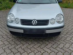 Silber Gebraucht 2004 VW Polo Kleinwagen | 1.200 € (Teuer)
