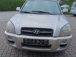 Grau Gebraucht 2005 Hyundai Tucson GLS SUV | 1.899 € (Superpreis)