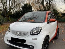 Weiß Gebraucht 2015 Smart ForTwo Coupé Coupé | 8.350 €