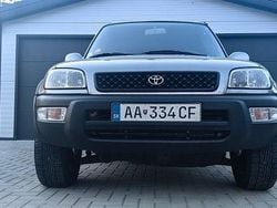 Grau Gebraucht 1999 Toyota RAV4 SUV | 8.800 €