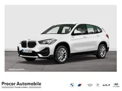Weiß Gebraucht 2021 BMW X1 Advantage SUV | 21.490 € (Guter Preis)